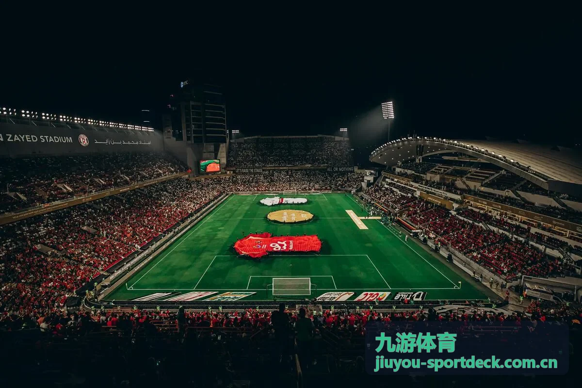九游体育浦东游泳中心标准泳道